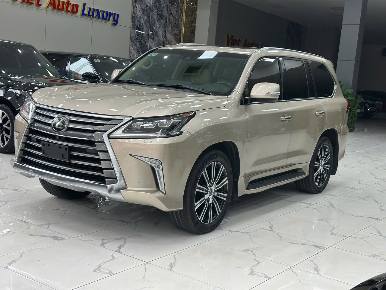Lexus LX570 Xuất Mỹ Xe Sản Xuất Năm 2019