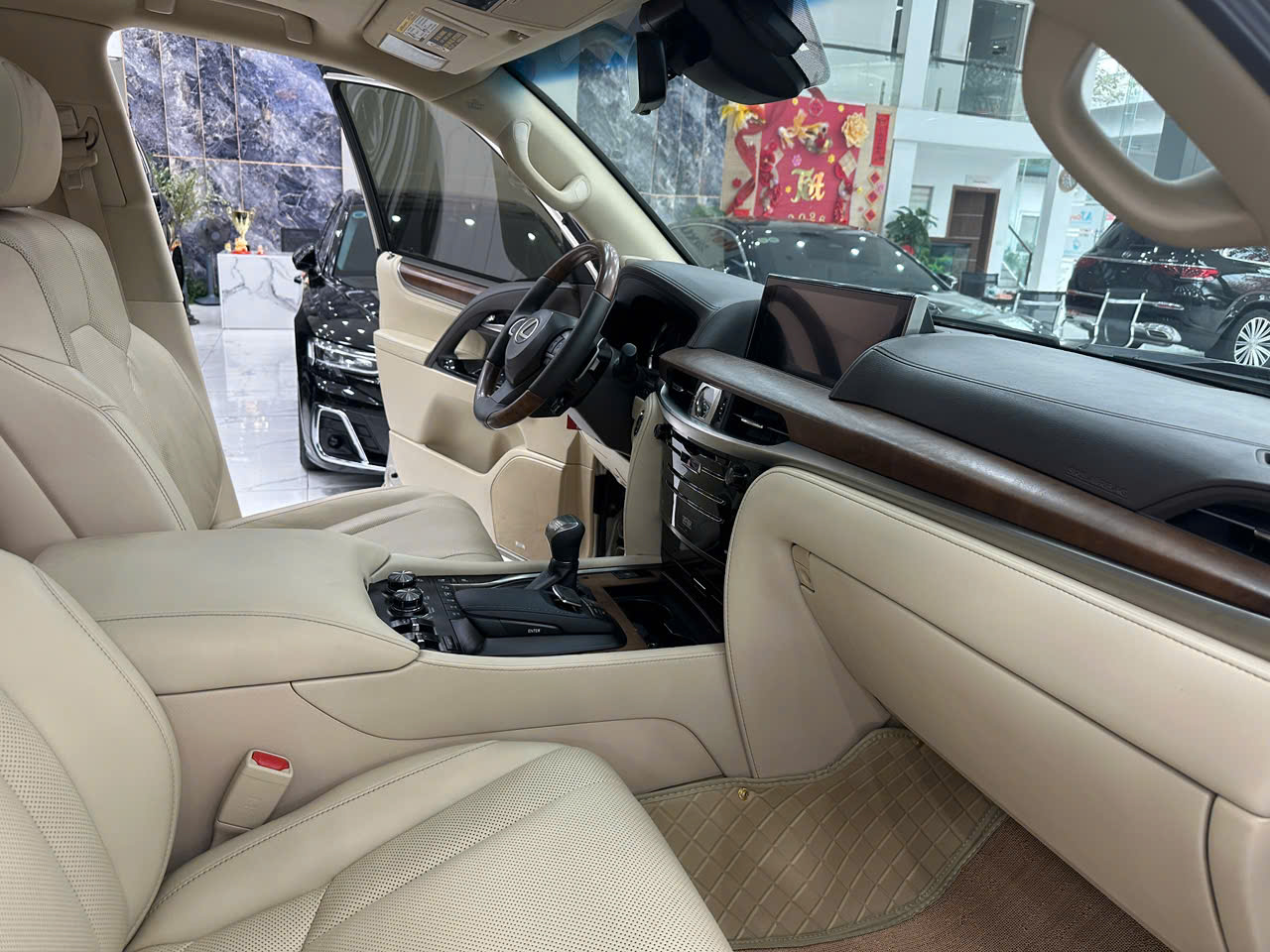 Lexus LX570 Xuất Mỹ Xe Sản Xuất Năm 2019