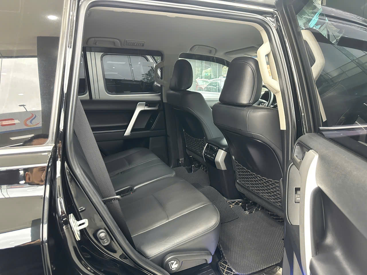 Toyota Prado 2018 Xe một chủ. Lịch sử hãng đầy đủ