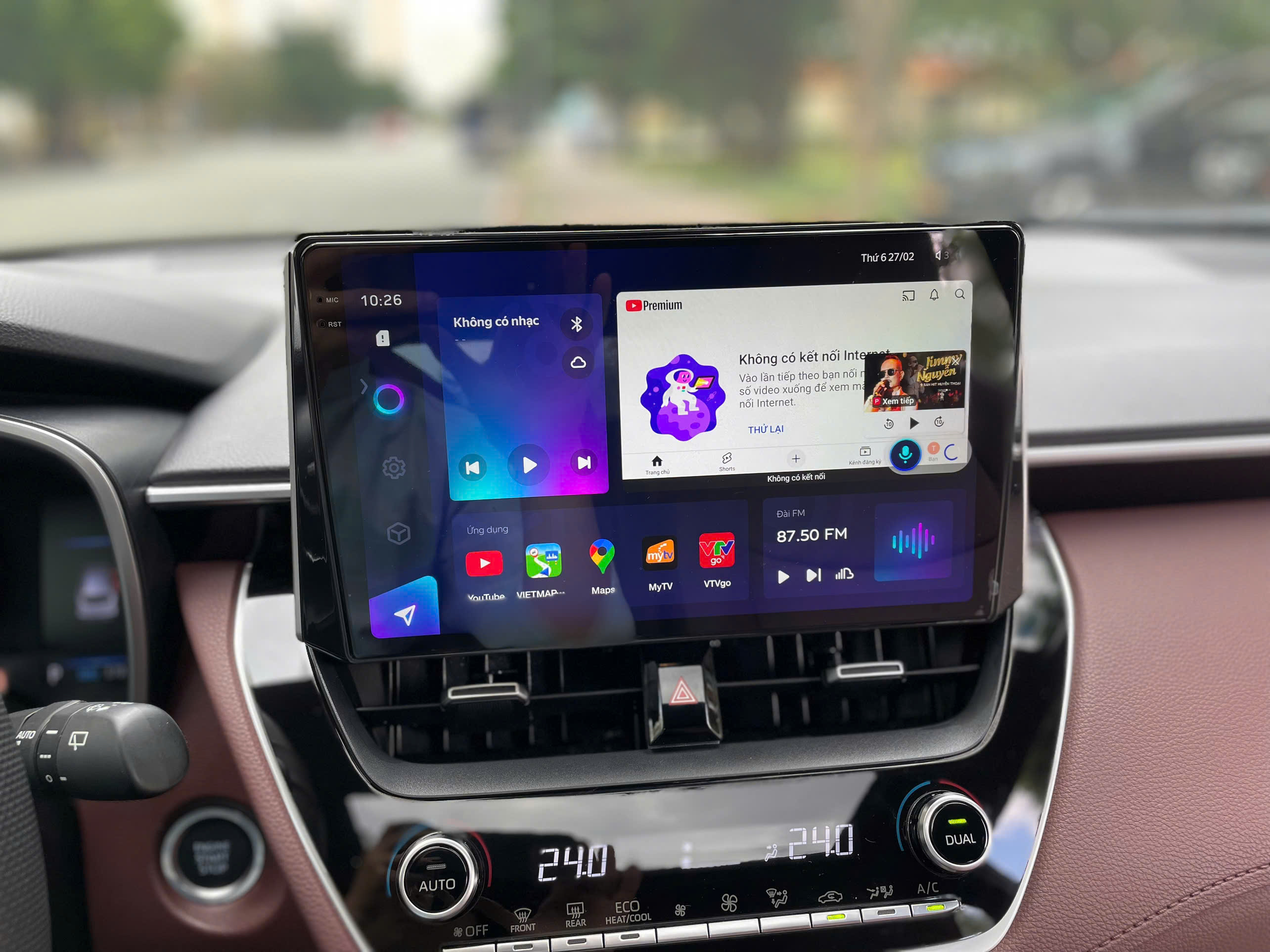 Bán Toyota Corolla Cross 1.8V năm sản xuất 2022, màu bạc, nhập khẩu nguyên chiếc