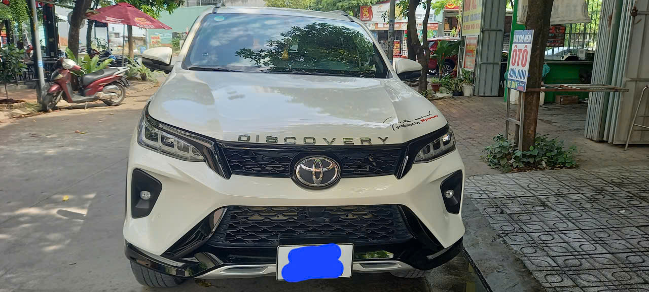 Xe Nhà Bán – Toyota Fortuner Legender 2.4 At Máy Dầu (1 Cầu)