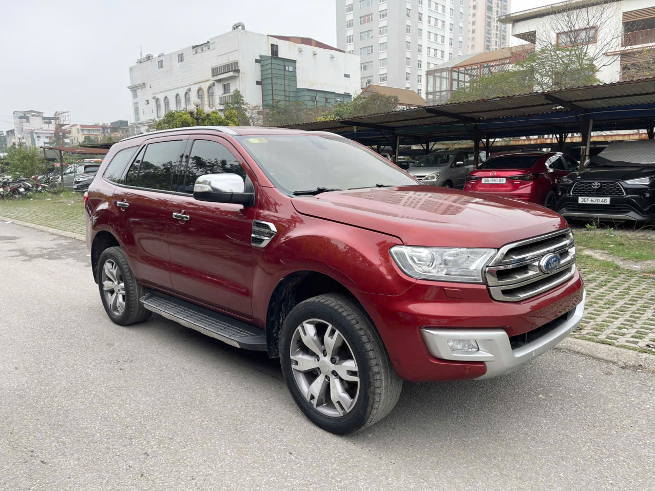 Ford Everest 2.2 AT Titanium 4x2 sx 2016 đky 2017