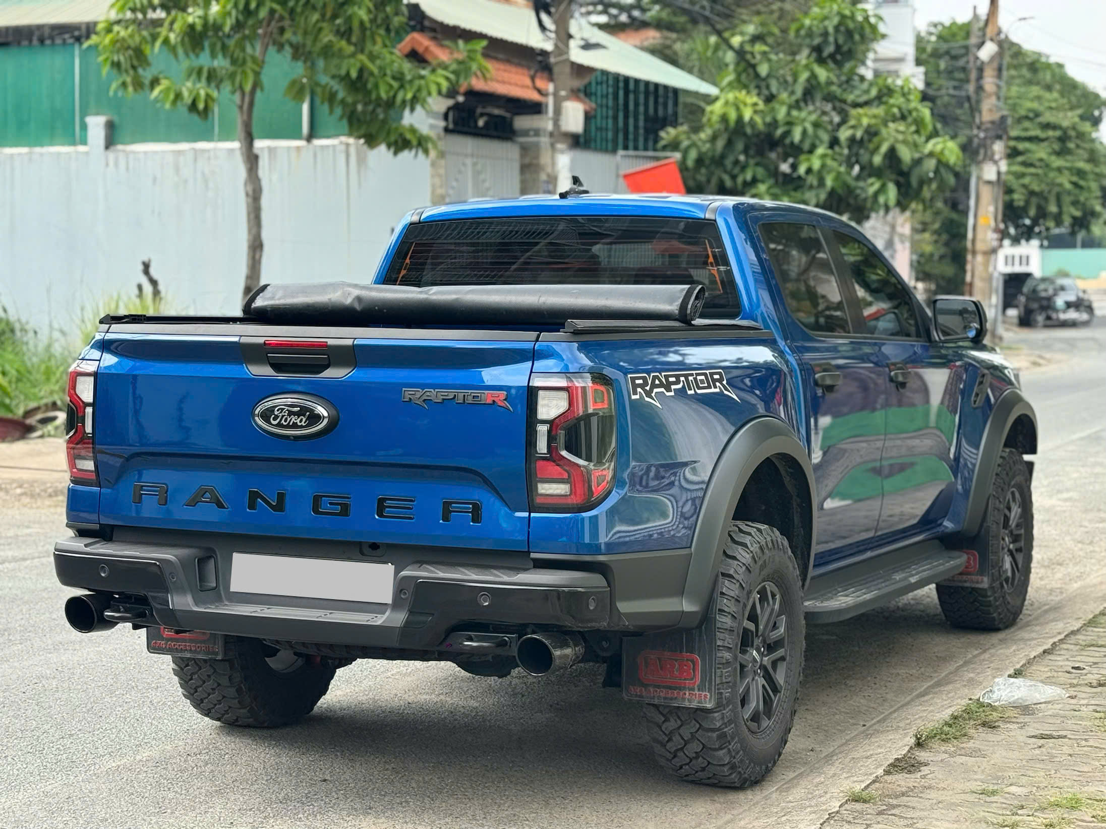 Cần bán xe Ford Ranger Raptor 2.0L 4x4 AT sản xuất năm 2024, màu xanh lam, xe nhập
