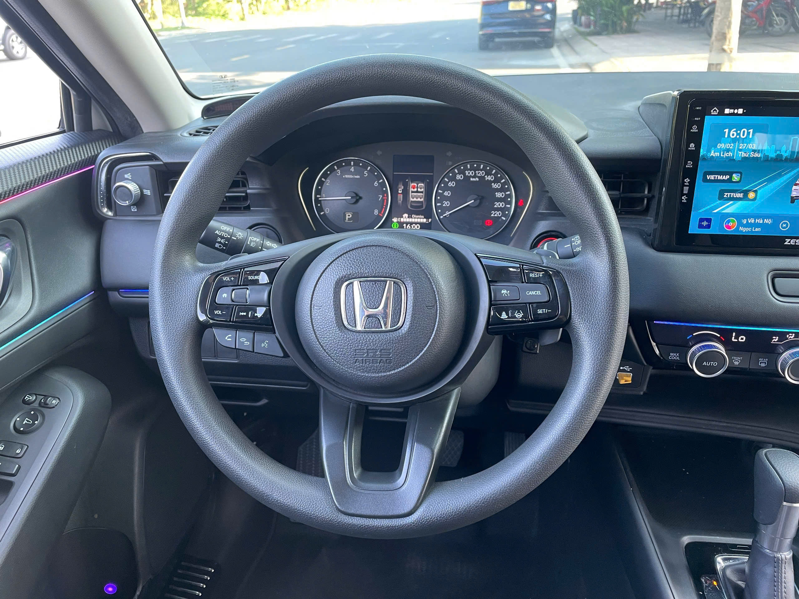 Cần bán Honda HR-V G năm 2024, màu trắng, nhập khẩu nguyên chiếc