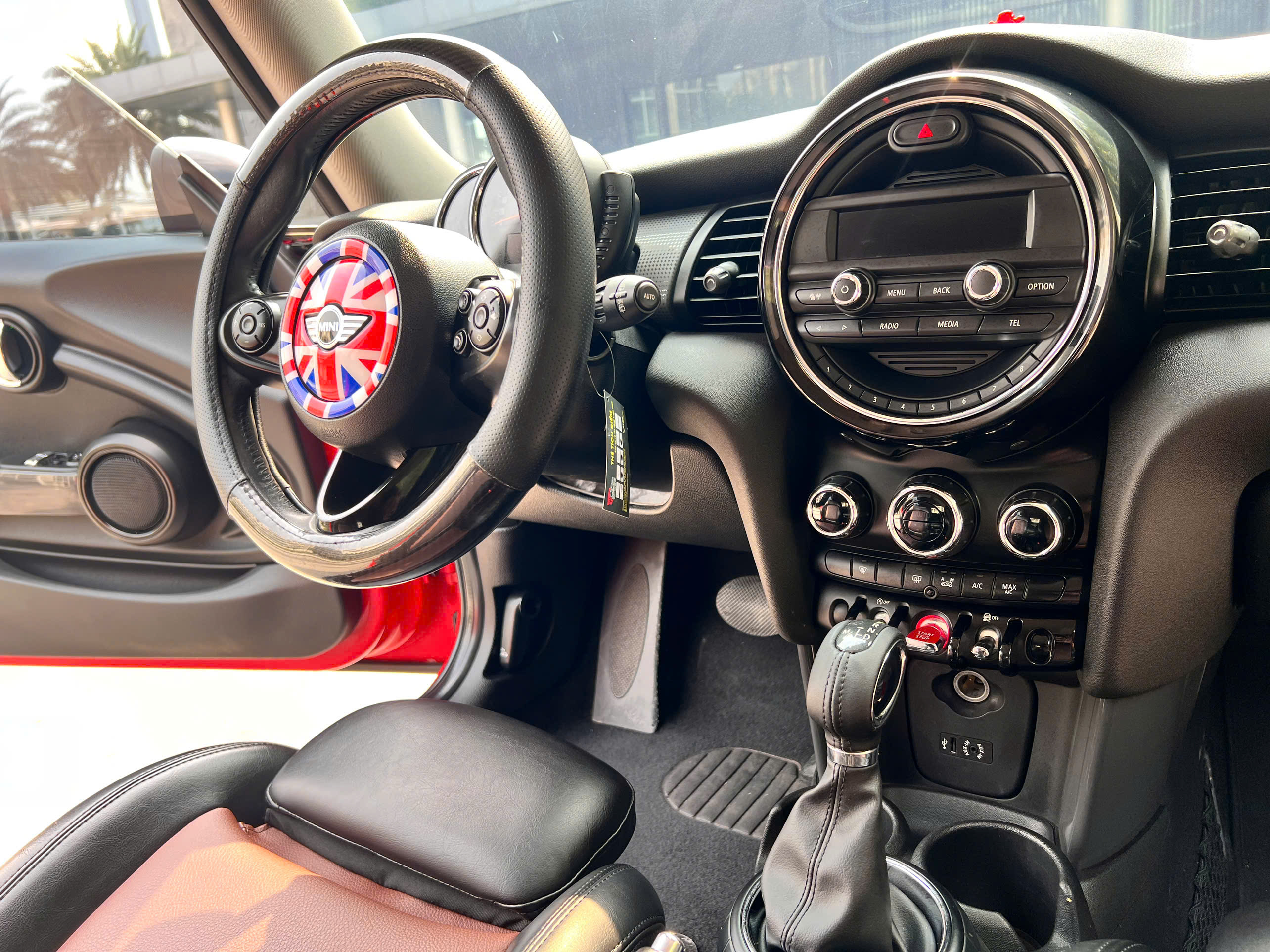 Cần bán Mini Cooper 3Dr sản xuất 2015, màu đỏ, xe nhập