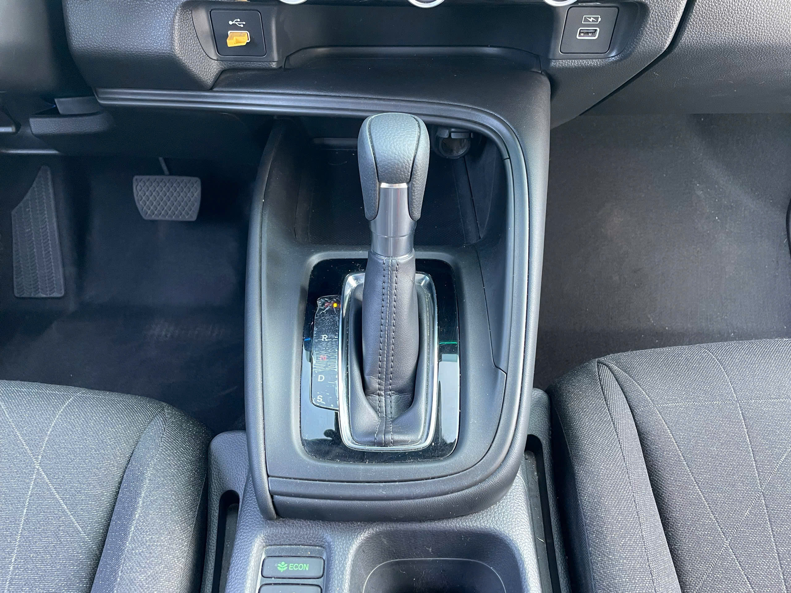 Cần bán Honda HR-V G năm 2024, màu trắng, nhập khẩu nguyên chiếc