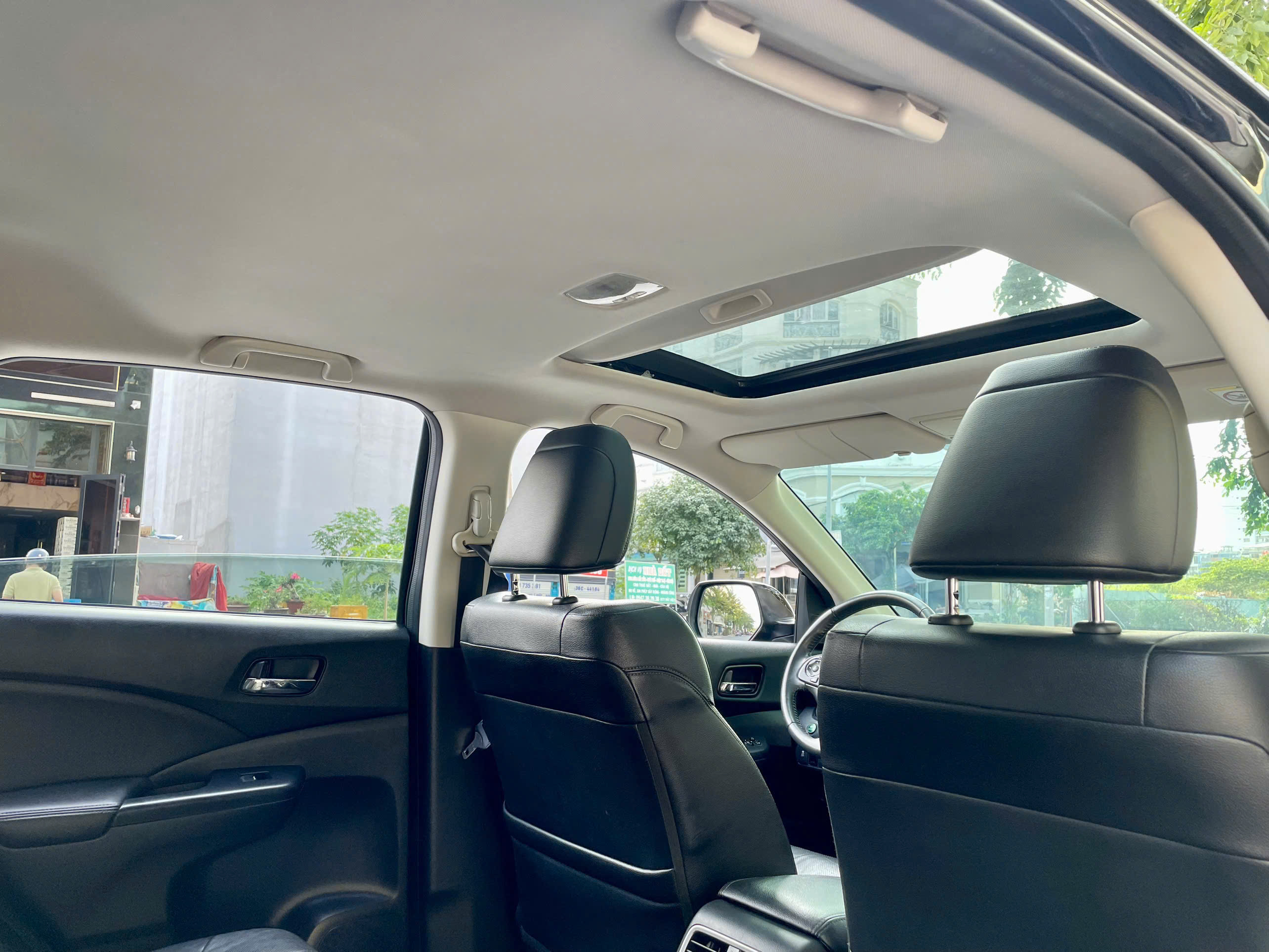 Bán xe Honda CR V 2.4 AT năm sản xuất 2016, màu đen, nhập khẩu, 490tr