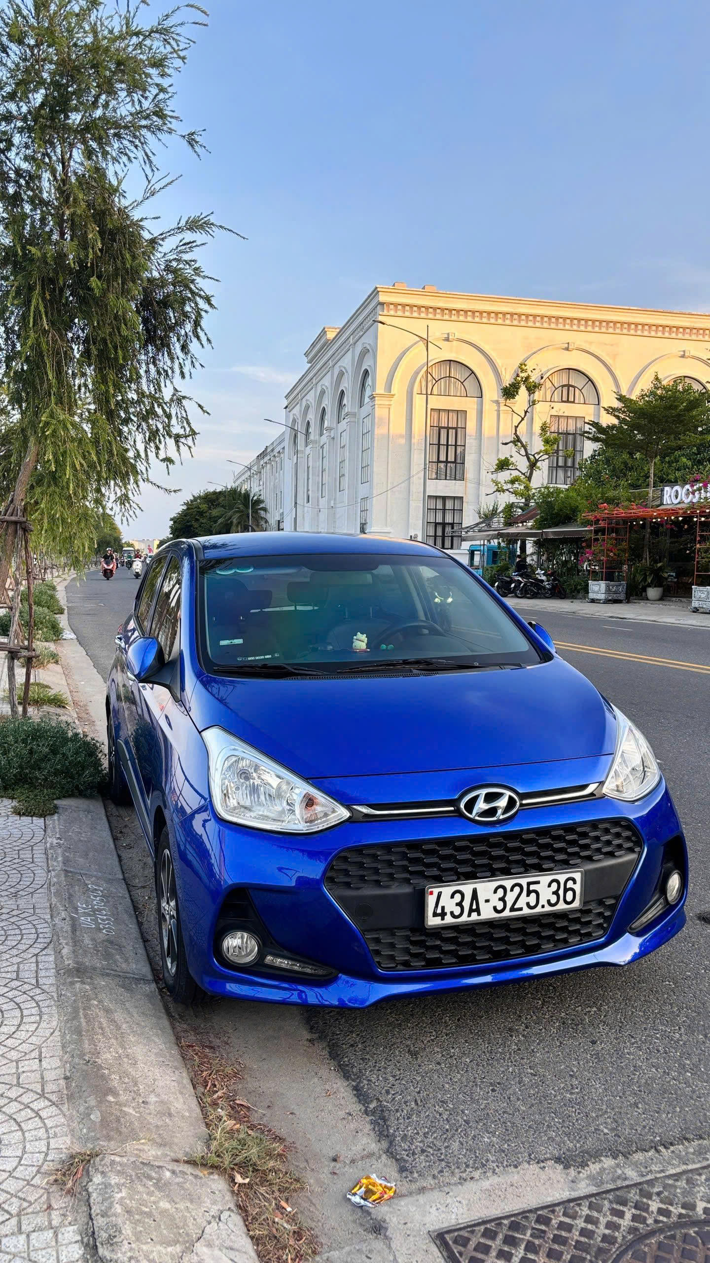HYUNDAI GRAND i10 1.2 AT HATCHBACK – SỐ TỰ ĐỘNG, XE ĐẸP GIÁ TỐT