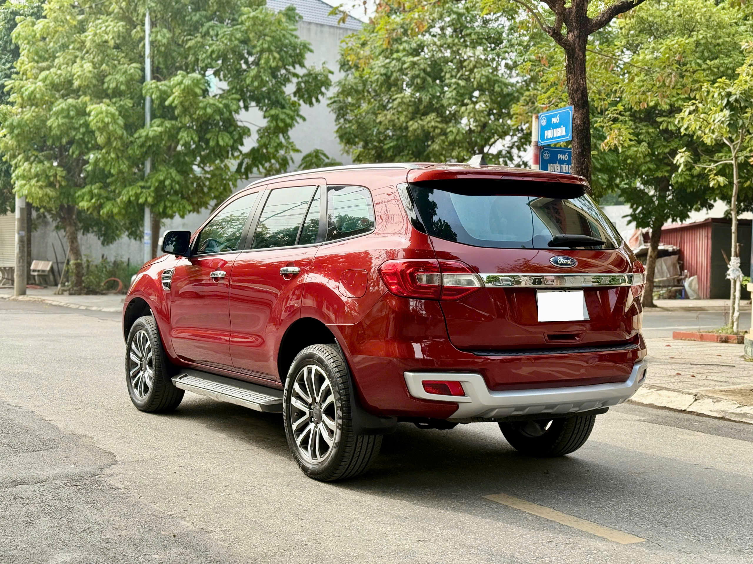 Ford Everest 2020 Bản Full Titanium 1 Cầu, Công Nghệ Miên Man