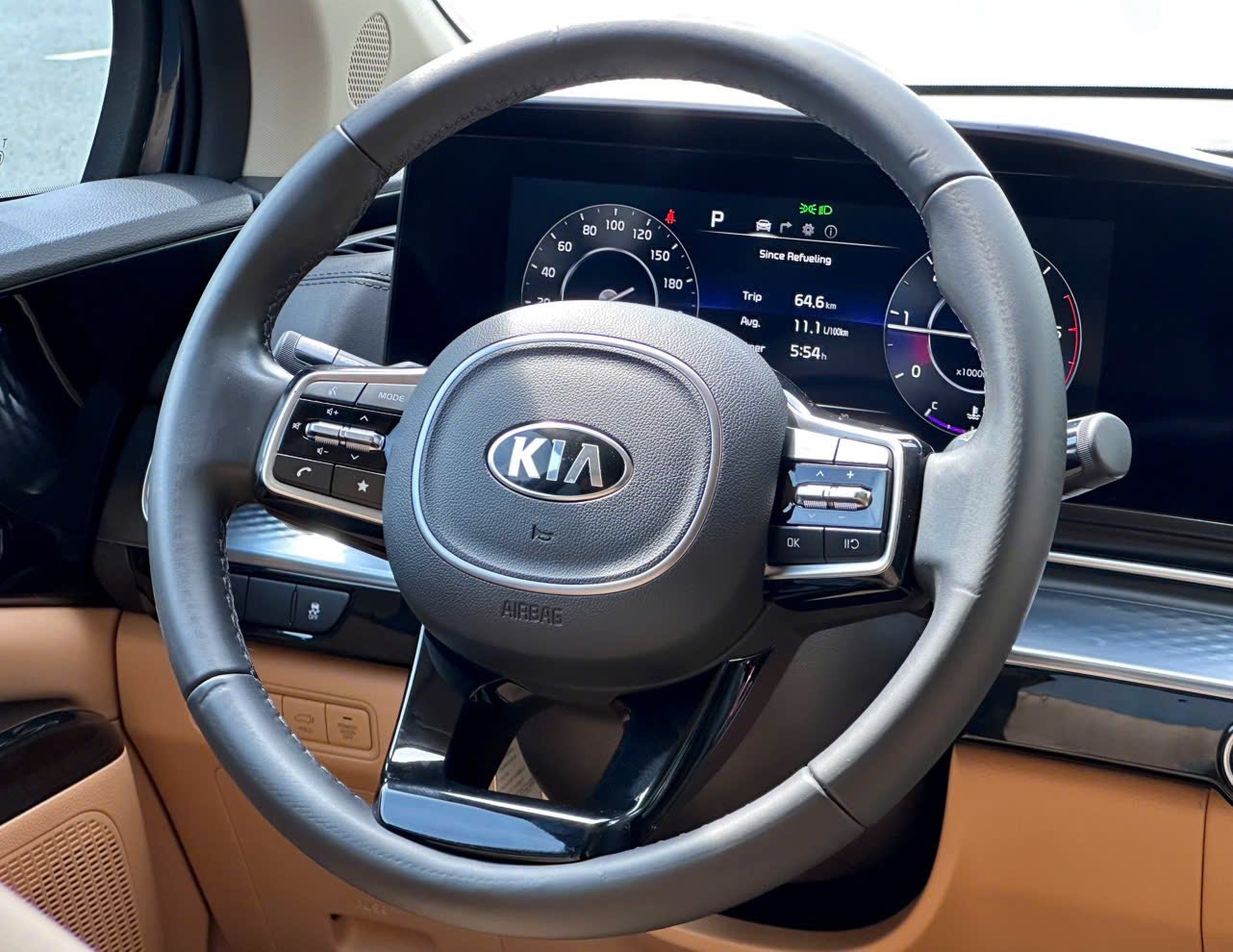 Cần bán xe Kia Carnival Premium 2.2D 8S sản xuất 2022, màu xanh lam