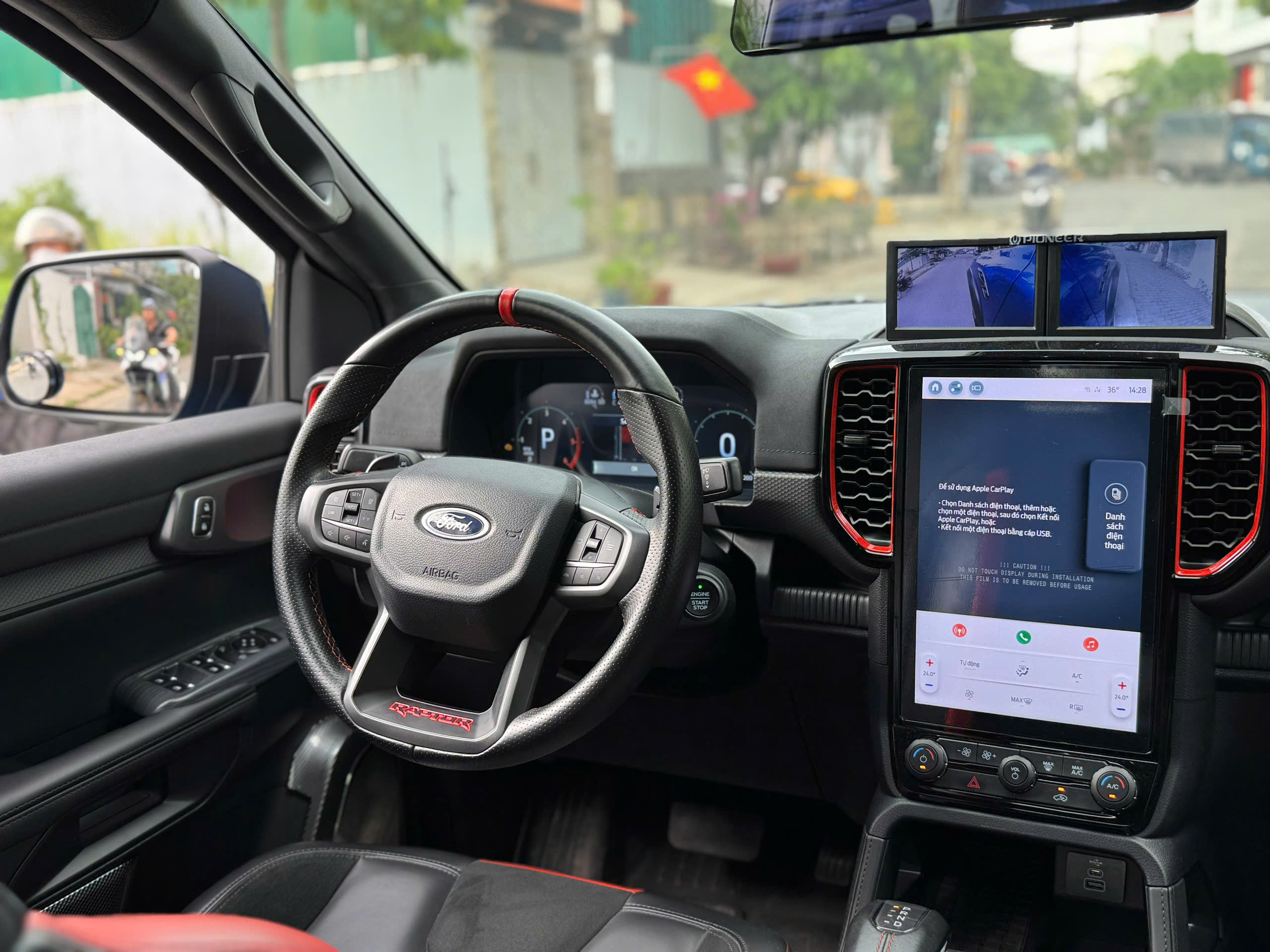 Cần bán xe Ford Ranger Raptor 2.0L 4x4 AT sản xuất năm 2024, màu xanh lam, xe nhập