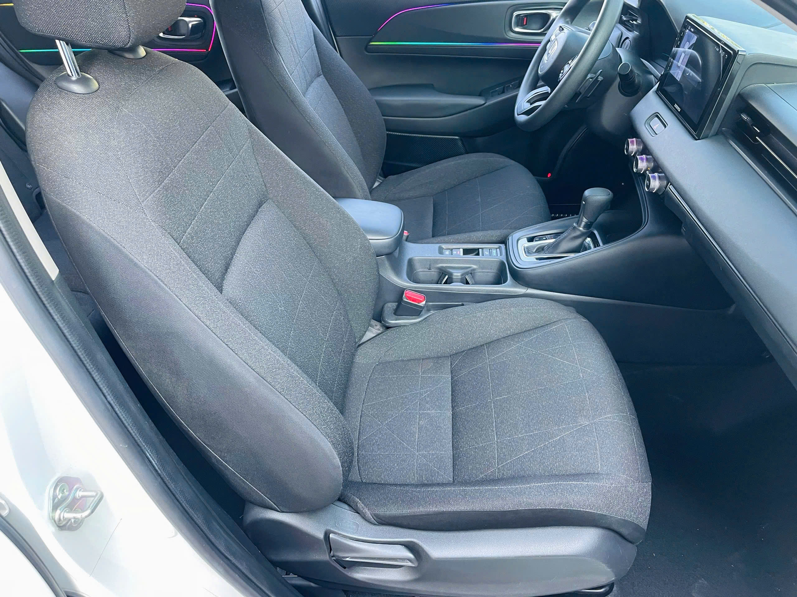 Cần bán Honda HR-V G năm 2024, màu trắng, nhập khẩu nguyên chiếc