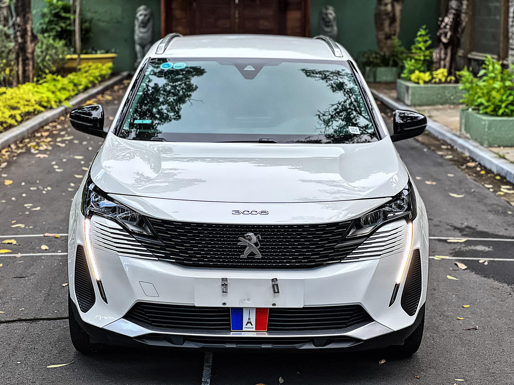 Bán ô tô Peugeot 3008 AT năm 2022, màu trắng