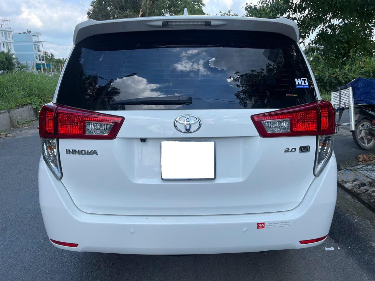 Cần bán Toyota Innova 2.0G năm sản xuất 2019, màu trắng