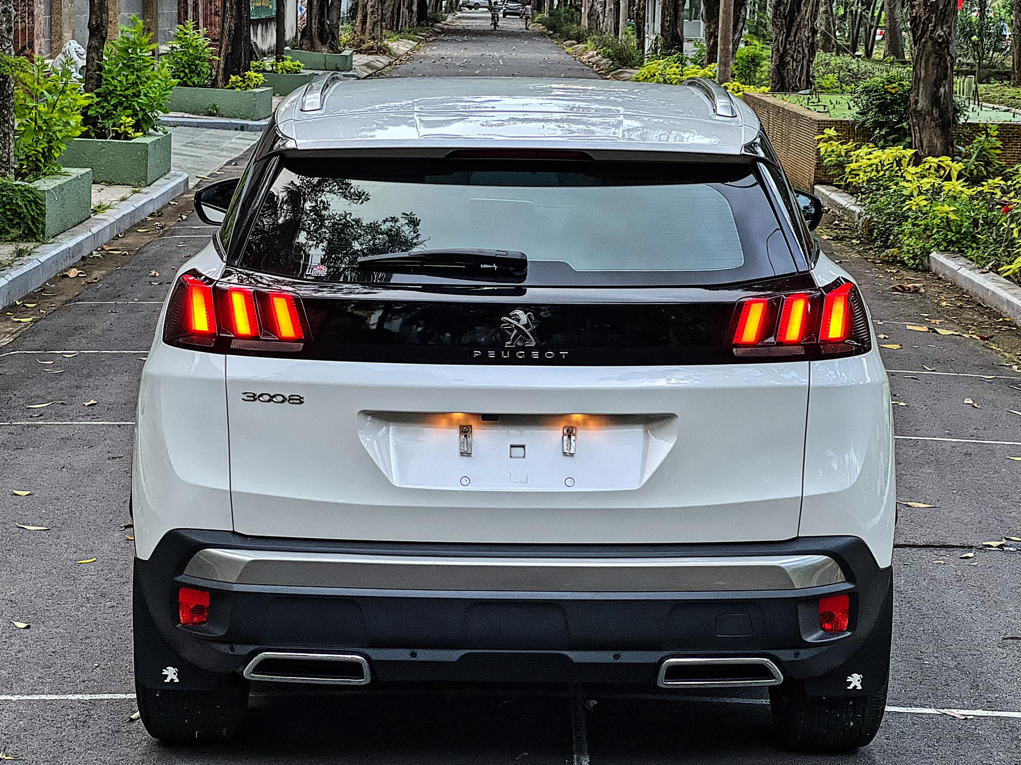 Bán ô tô Peugeot 3008 AT năm 2022, màu trắng