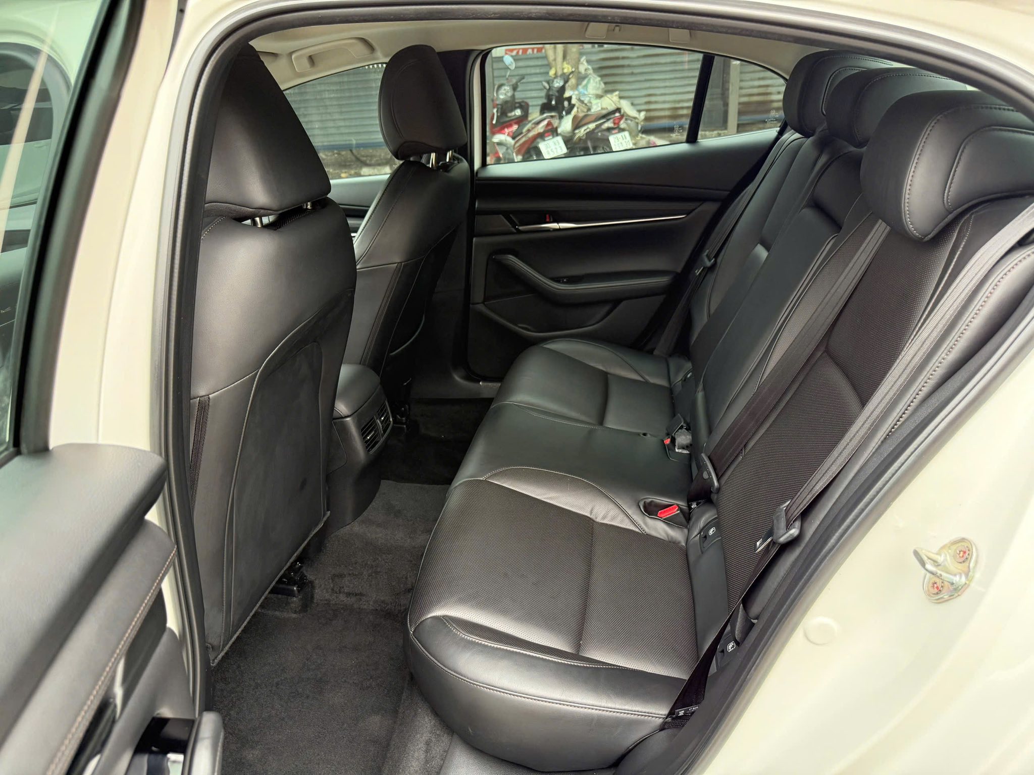 Cần bán Mazda Mazda 3 1.5L Premium năm 2025, màu trắng, 668tr