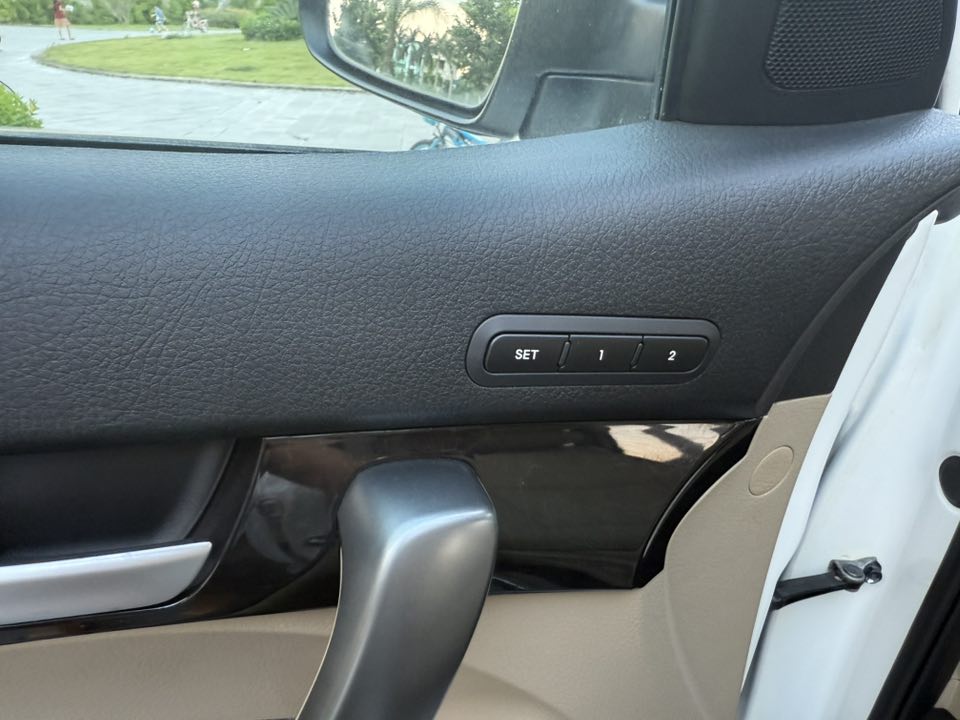 Bán Kia Sorento DATH Full máy dầu năm 2018, màu trắng