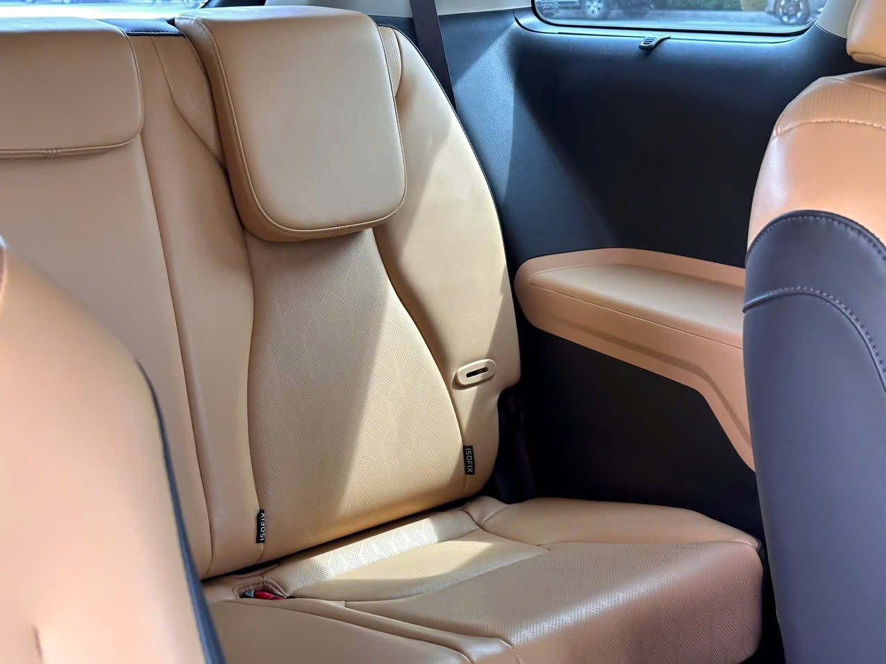 Cần bán xe Kia Carnival Premium 2.2D 8S sản xuất 2022, màu xanh lam