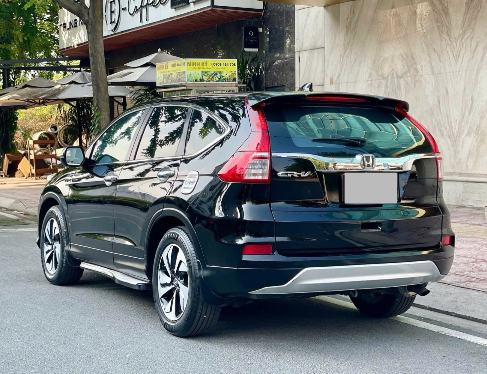 Bán xe Honda CR V 2.4 AT năm sản xuất 2016, màu đen, nhập khẩu, 490tr