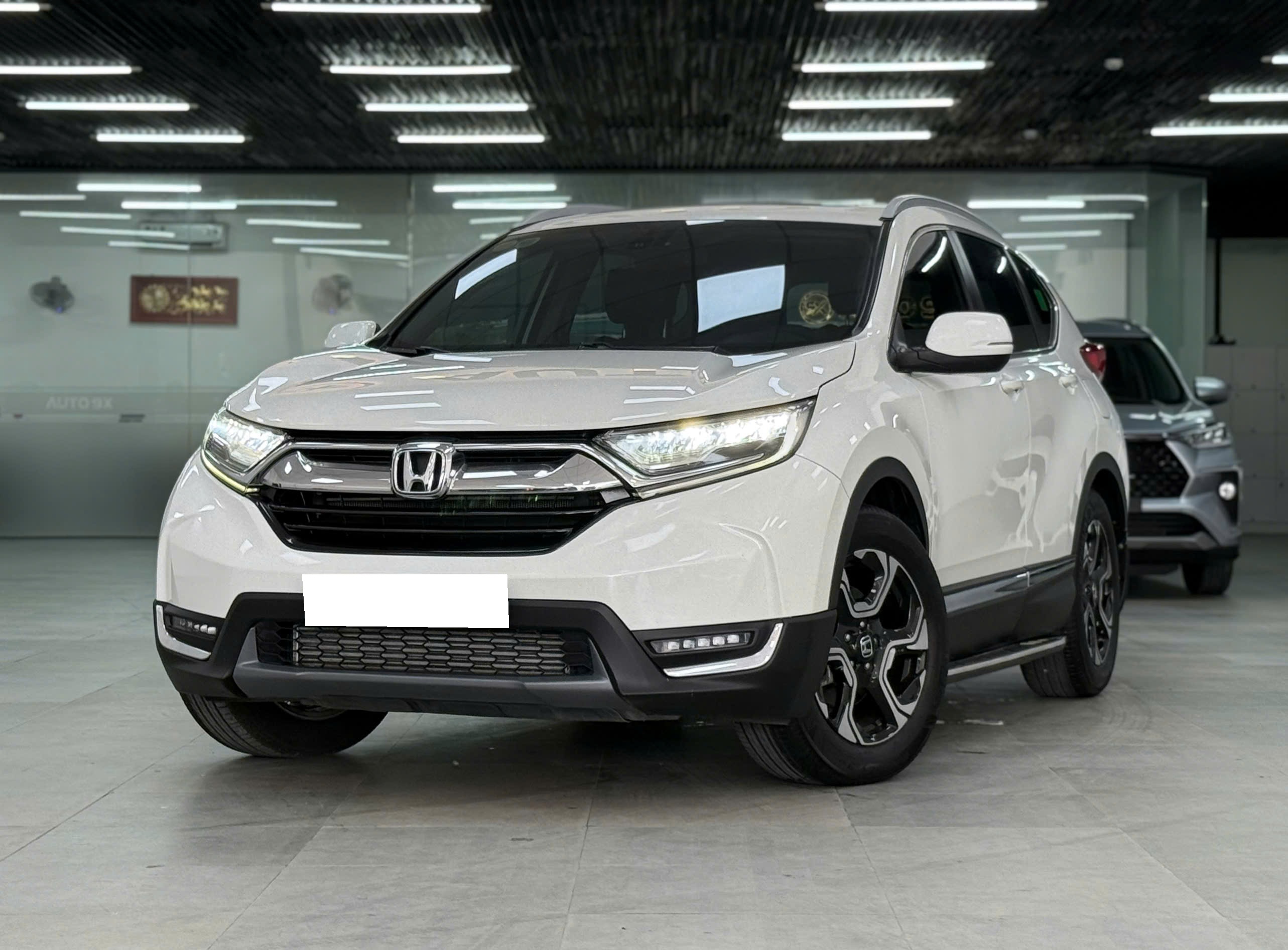 Cần bán Honda CR V L sản xuất năm 2020, màu trắng, nhập khẩu
