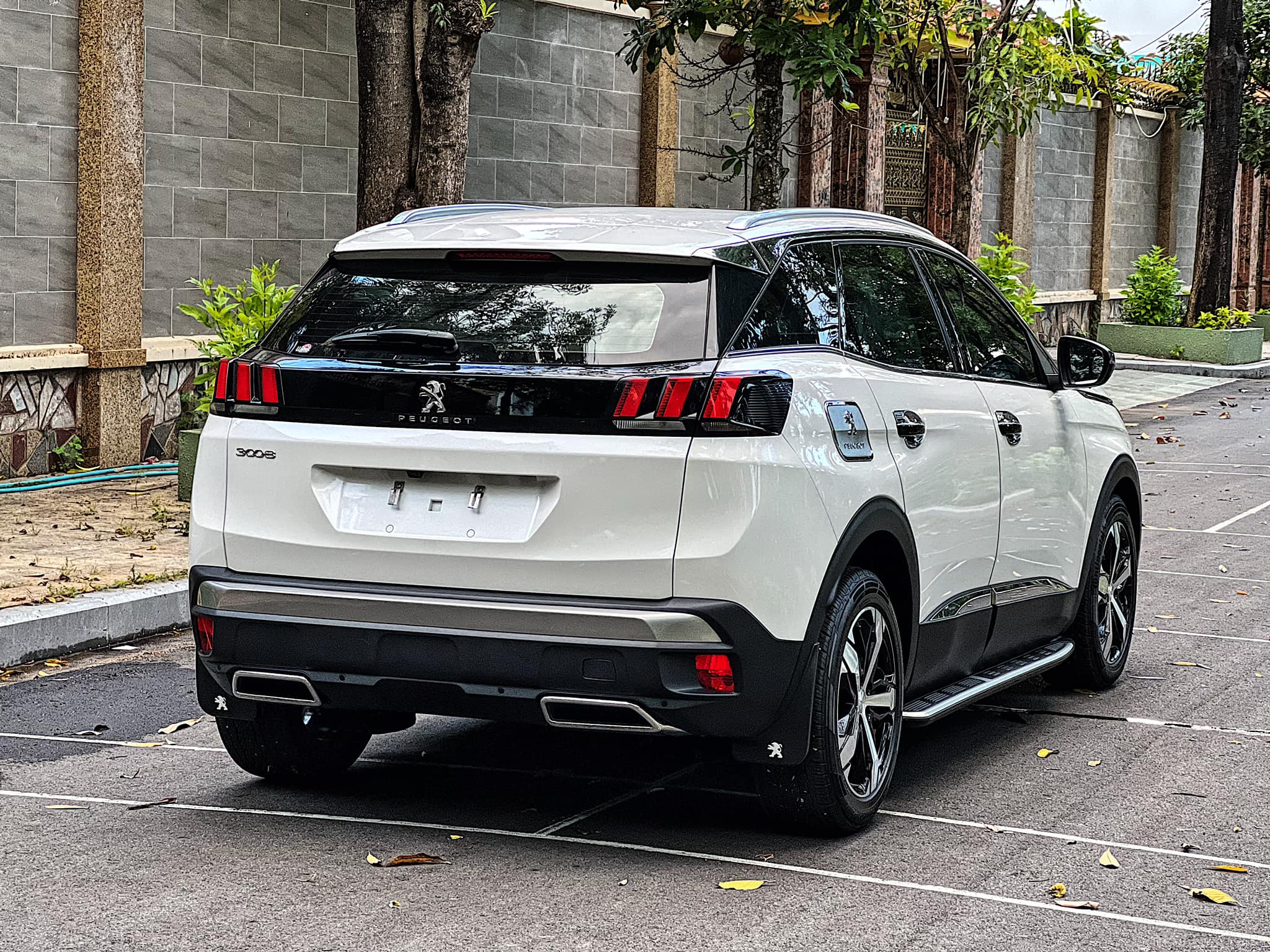 Bán ô tô Peugeot 3008 AT năm 2022, màu trắng