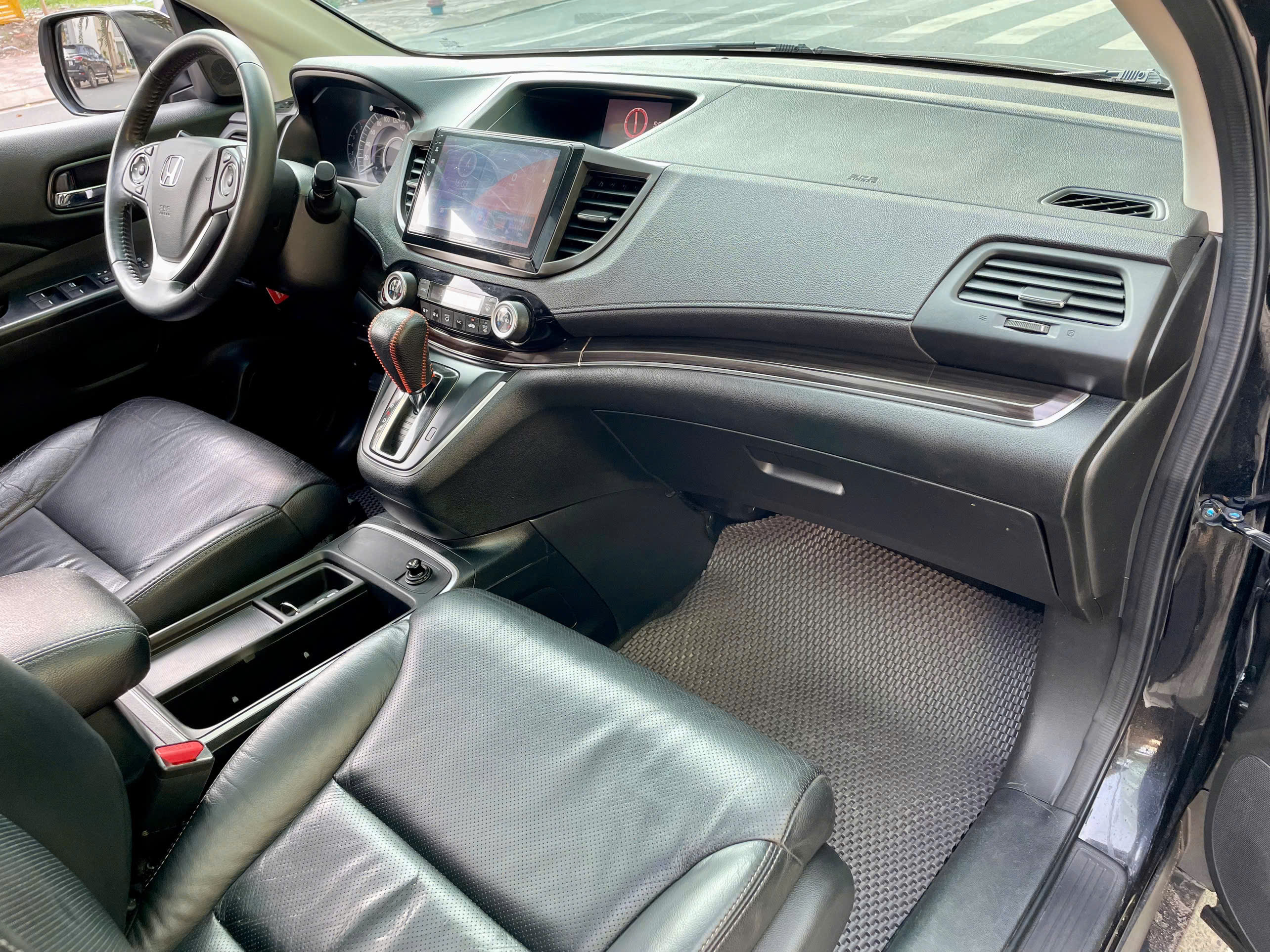 Bán xe Honda CR V 2.4 AT năm sản xuất 2016, màu đen, nhập khẩu, 490tr