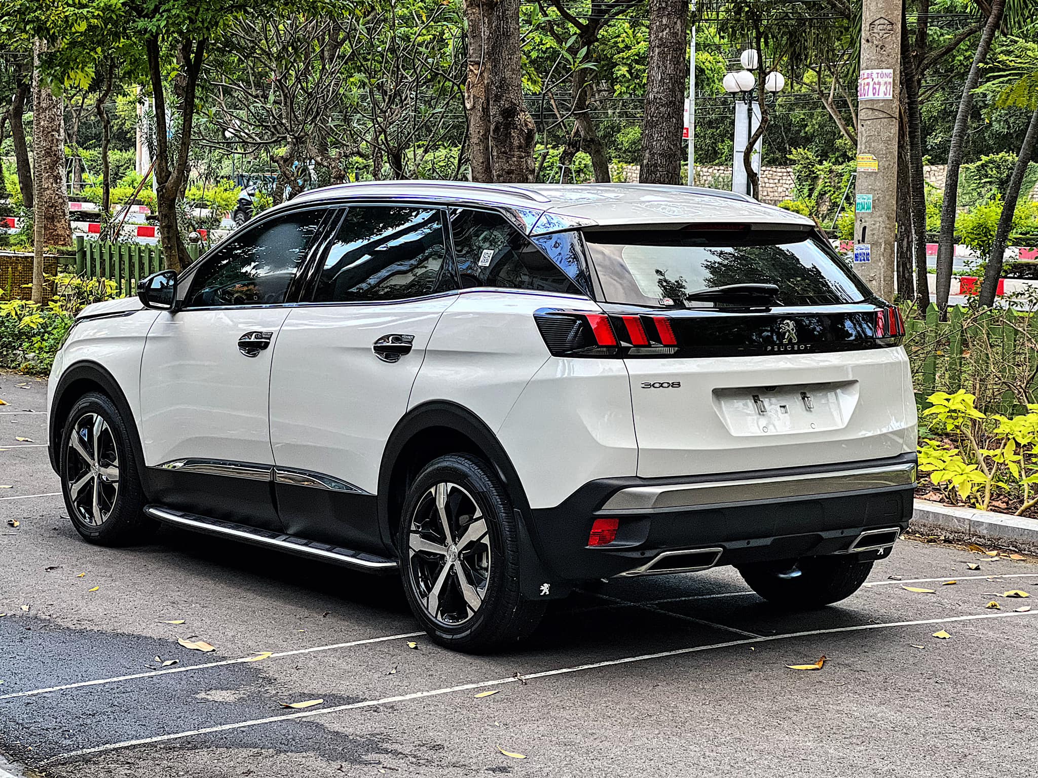 Bán ô tô Peugeot 3008 AT năm 2022, màu trắng