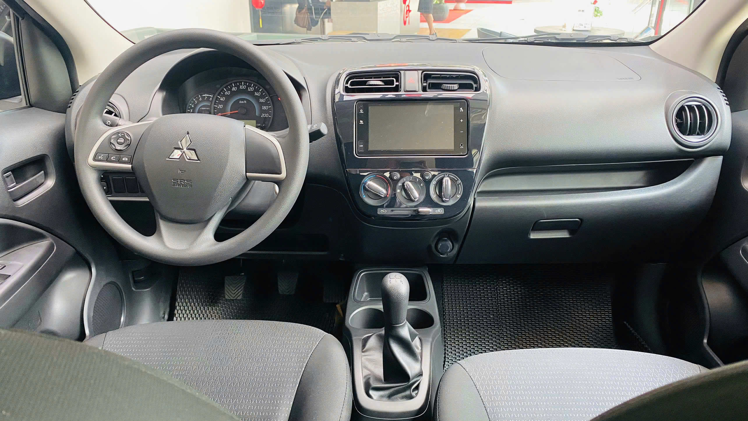 Mitsubishi Attrage Mt 2026 – Xe Mới 100% – Giá Chỉ 330 Triệu