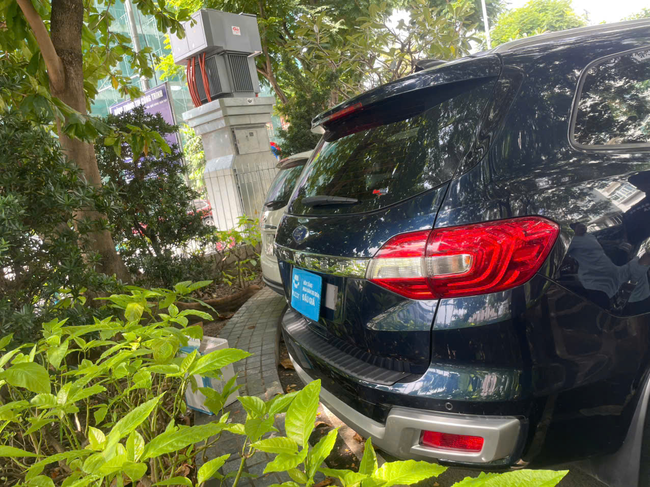 Chính chủ bán xe FORD EVEREST sản xuất năm 2021