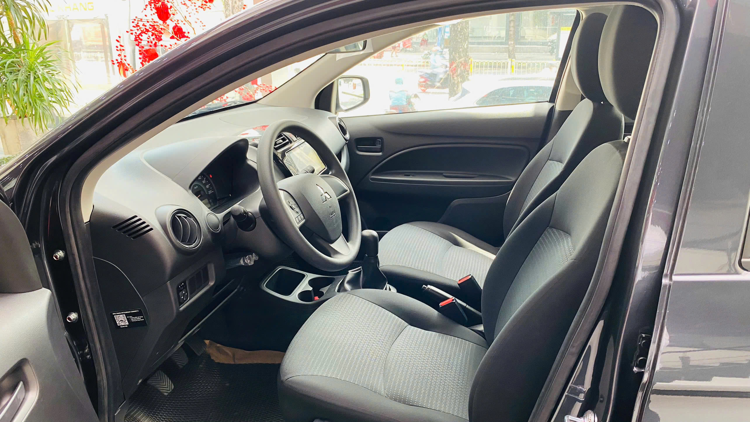 Mitsubishi Attrage Mt 2026 – Xe Mới 100% – Giá Chỉ 330 Triệu