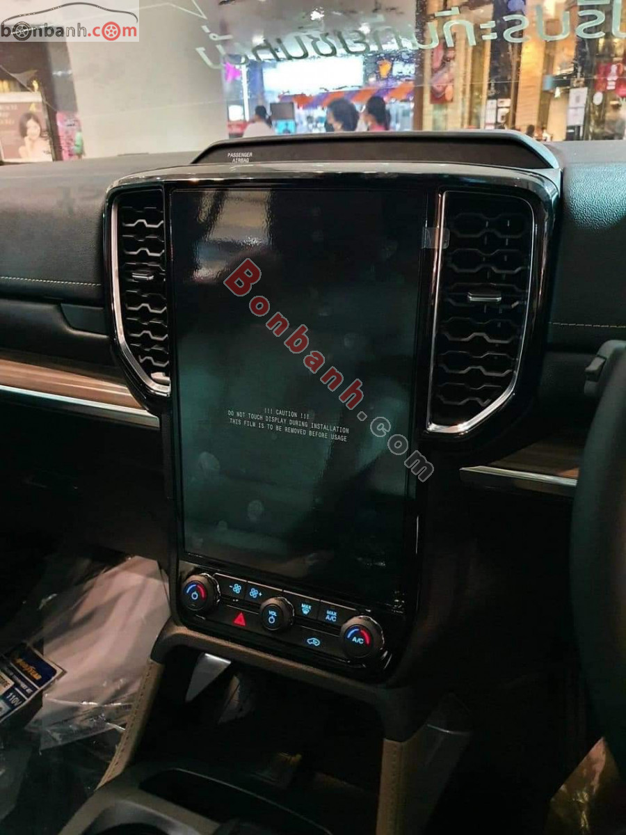 Bán ô tô Ford Everest Titanium Plus 2.0L 4x4 AT - 2025 - xe mới