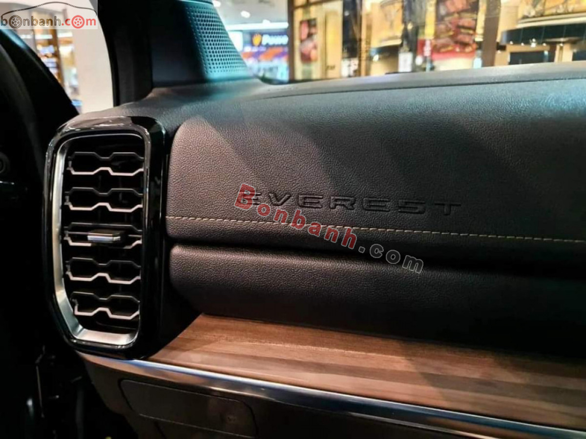 Bán ô tô Ford Everest Titanium Plus 2.0L 4x4 AT - 2025 - xe mới