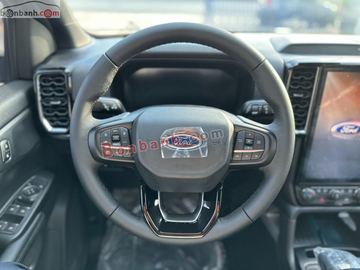 Bán ô tô Ford Everest Titanium Plus 2.0L 4x4 AT - 2026 - xe mới