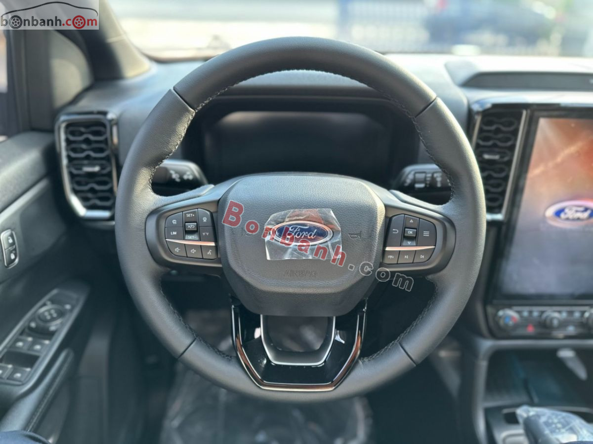 Bán ô tô Ford Everest Titanium Plus 2.0L 4x4 AT - 2026 - xe mới