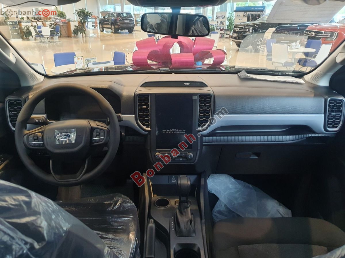 Bán ô tô Ford Ranger XLS 2.0L 4x2 AT - 2026 - xe mới