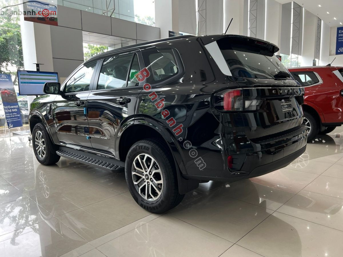 Bán ô tô Ford Everest Ambiente 2.0L 4x2 AT - 2025 - xe mới