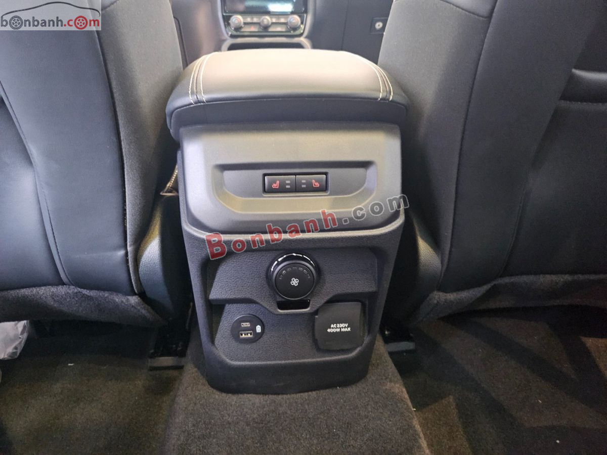 Bán ô tô Ford Everest Platinum 2.0L 4x4 AT - 2026 - xe mới