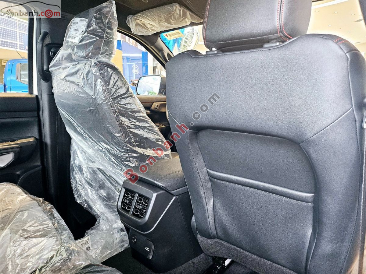 Bán ô tô Ford Ranger Stormtrak 2.0L 4x4 AT - 2026 - xe mới