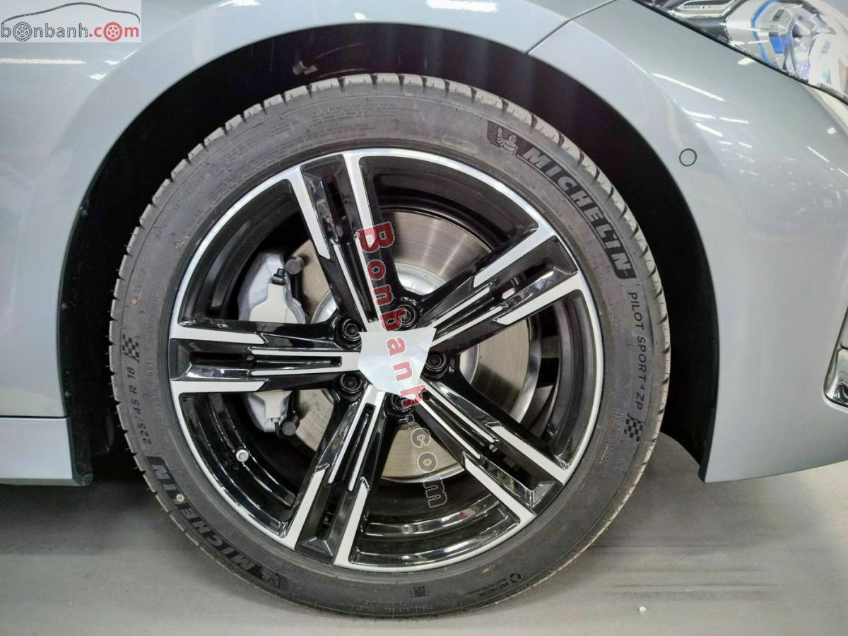 Bán ô tô BMW 3 Series 330i M Sport - 2025 - xe mới