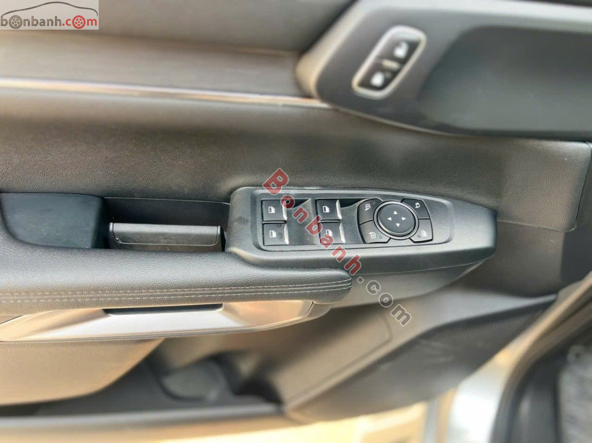 Bán ô tô Ford Everest Titanium 2.0L 4x2 AT - 2023 - xe cũ