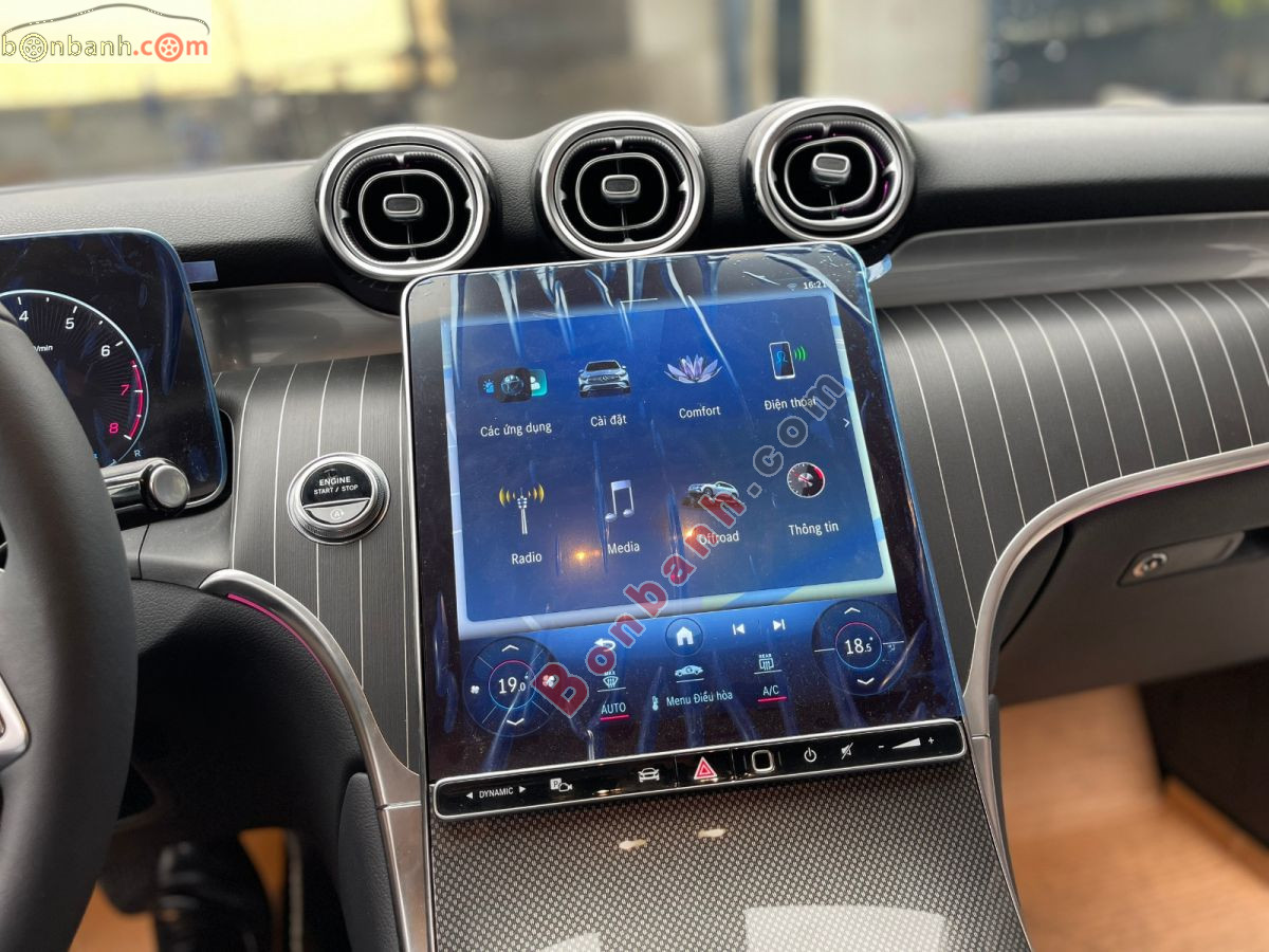 Bán ô tô Mercedes Benz GLC 200 4Matic - 2025 - xe mới