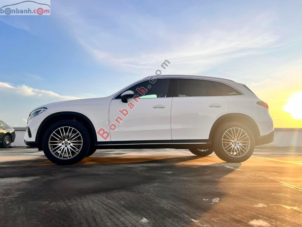 Bán ô tô Mercedes Benz GLC 200 4Matic - 2026 - xe mới