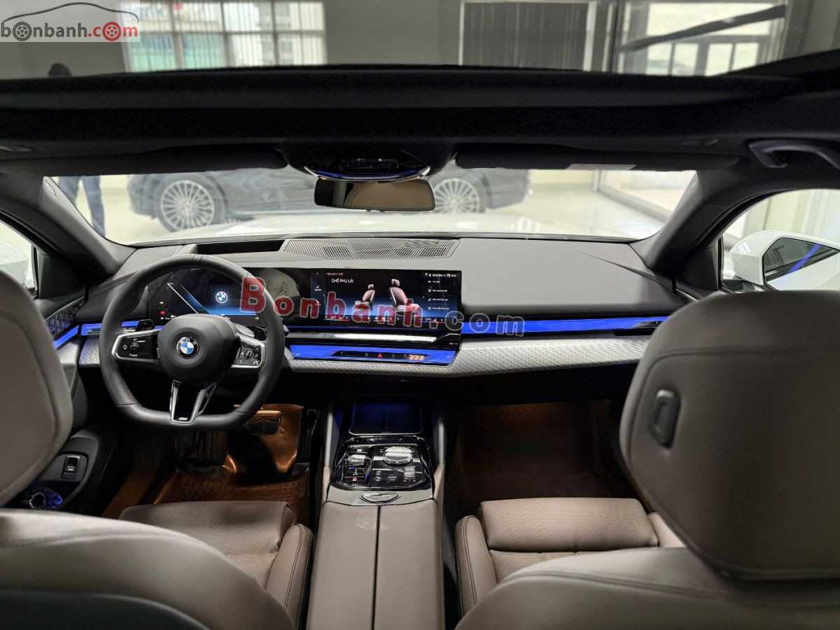 Bán ô tô BMW 5 Series 530i M Sport - 2026 - xe mới