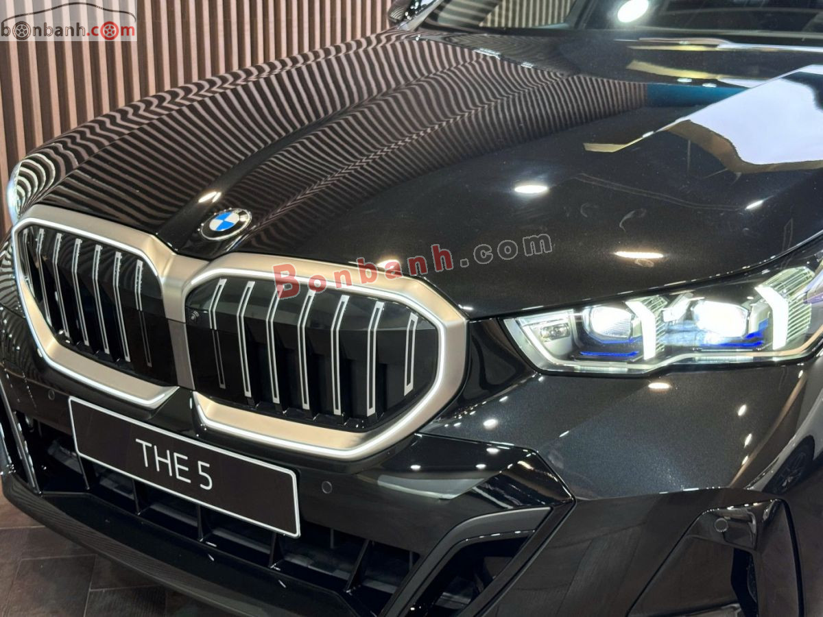 Bán ô tô BMW 5 Series 530i M Sport - 2026 - xe mới