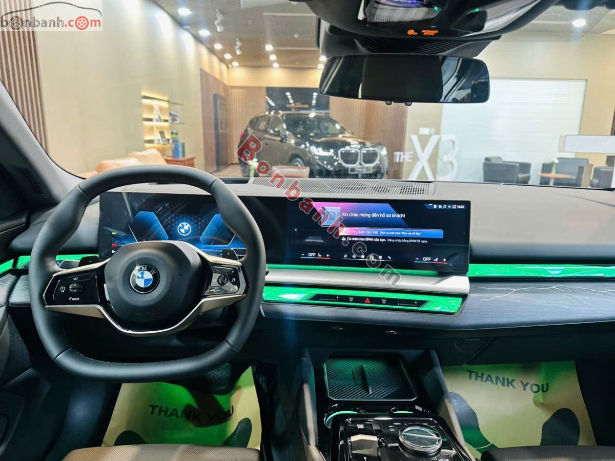 Bán ô tô BMW 5 Series 520i - 2026 - xe mới