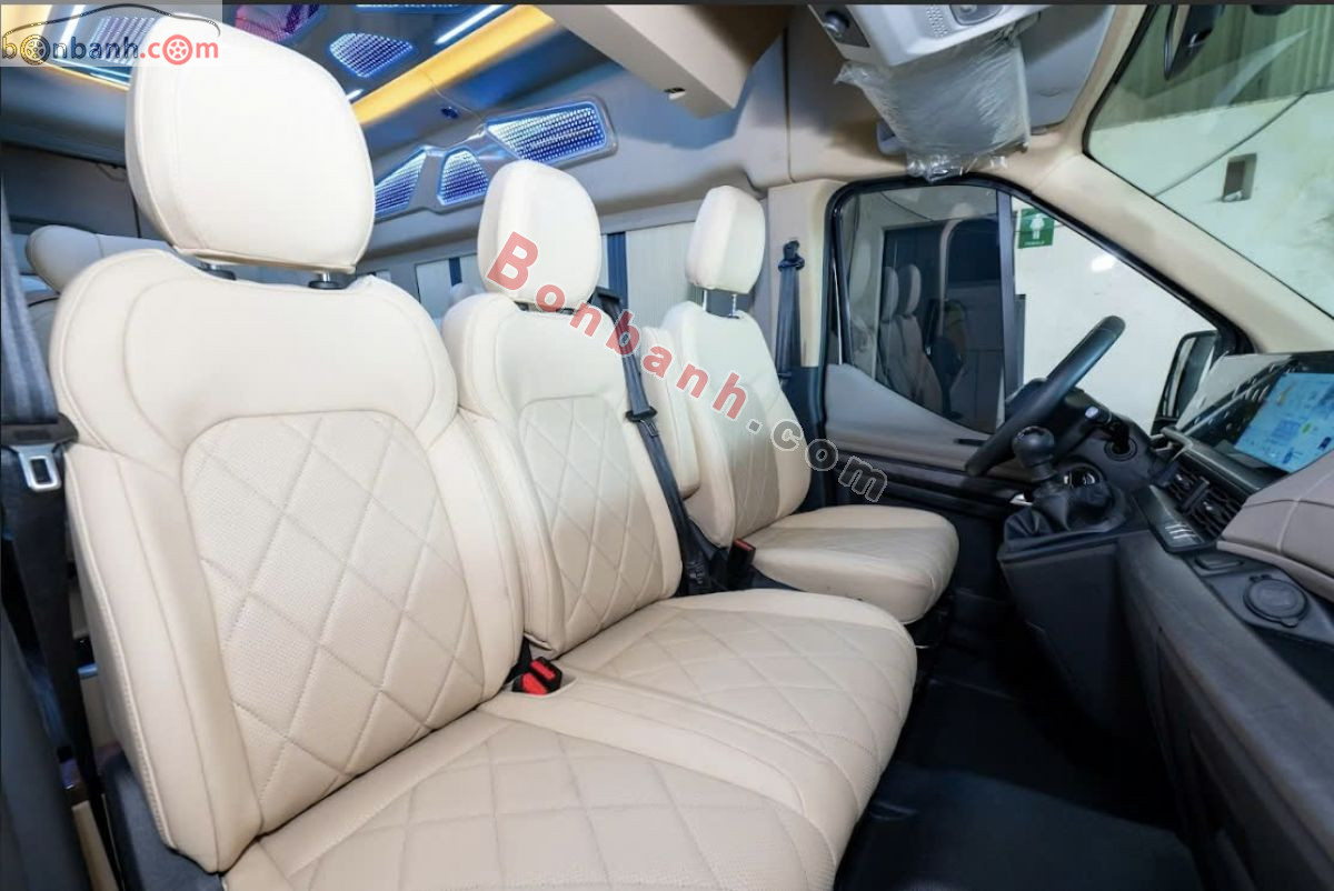 Bán ô tô Ford Transit Limousine 10S - 2026 - xe mới