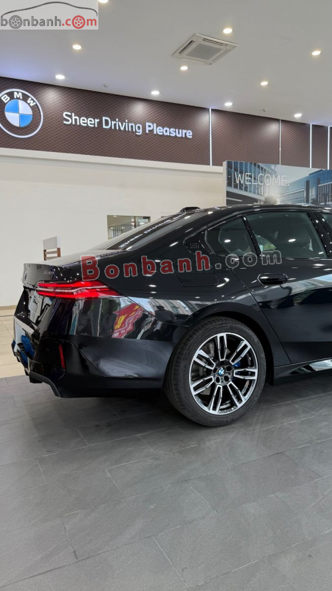 Bán ô tô BMW 5 Series 530i M Sport - 2026 - xe mới