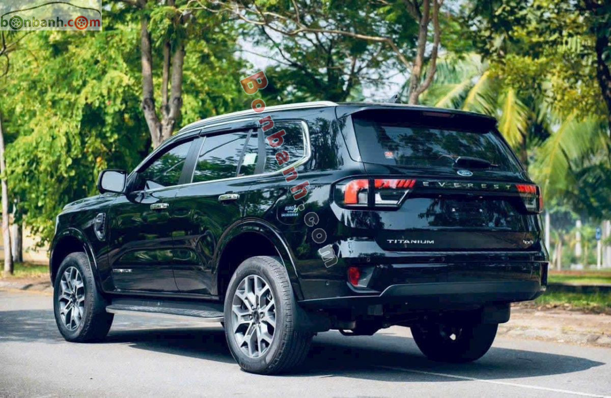 Bán ô tô Ford Everest Titanium Plus 2.0L 4x4 AT - 2026 - xe mới