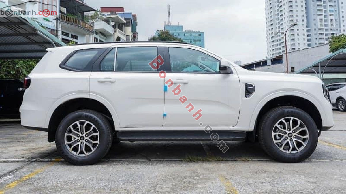 Bán ô tô Ford Everest Ambiente 2.0L 4x2 AT - 2026 - xe mới
