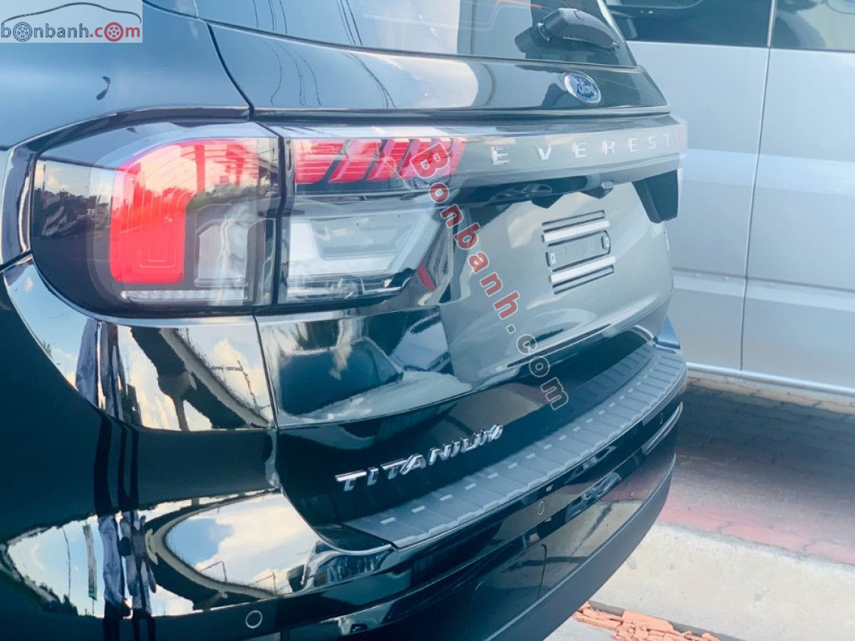 Bán ô tô Ford Everest Titanium 2.0L 4x2 AT - 2026 - xe mới